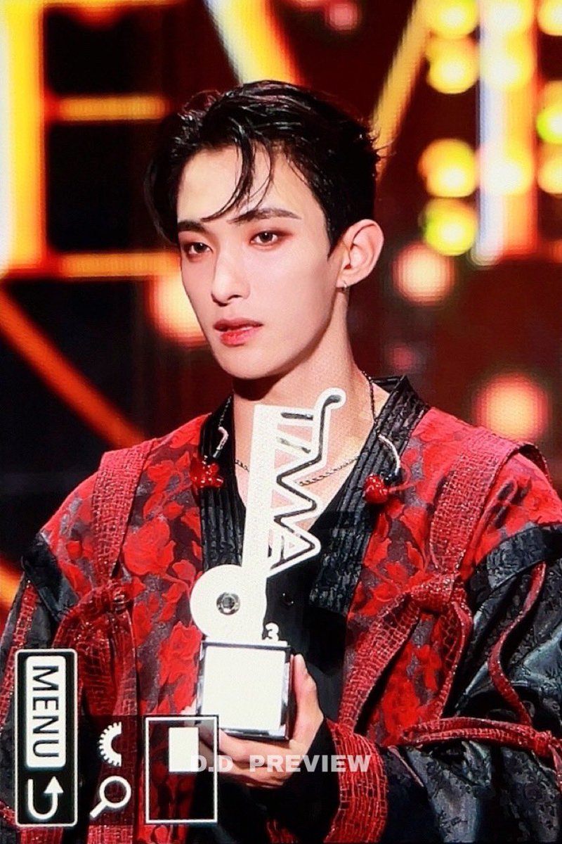 231010
#세븐틴 #SEVENTEEN #도겸 #DOKYEOM