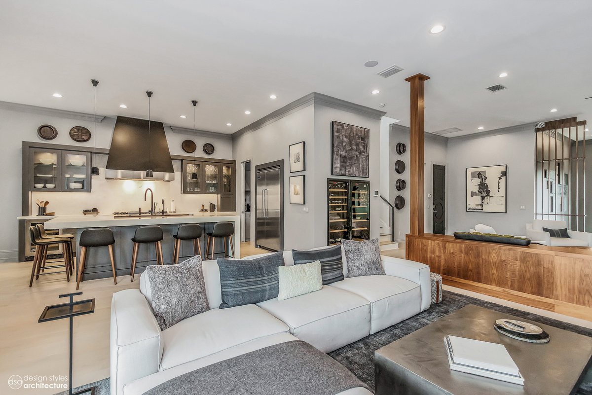 designstyles's tweet photo. Our team's innovative designs and attention to detail will breathe new life into your space. Say goodbye to outdated interiors and hello to a modern, stylish haven.  

#HomeRemodeling #LuxuryHomeRemodel #SingleFamilyDesign #ResidentialDesign https://t.co/YO041MivfM