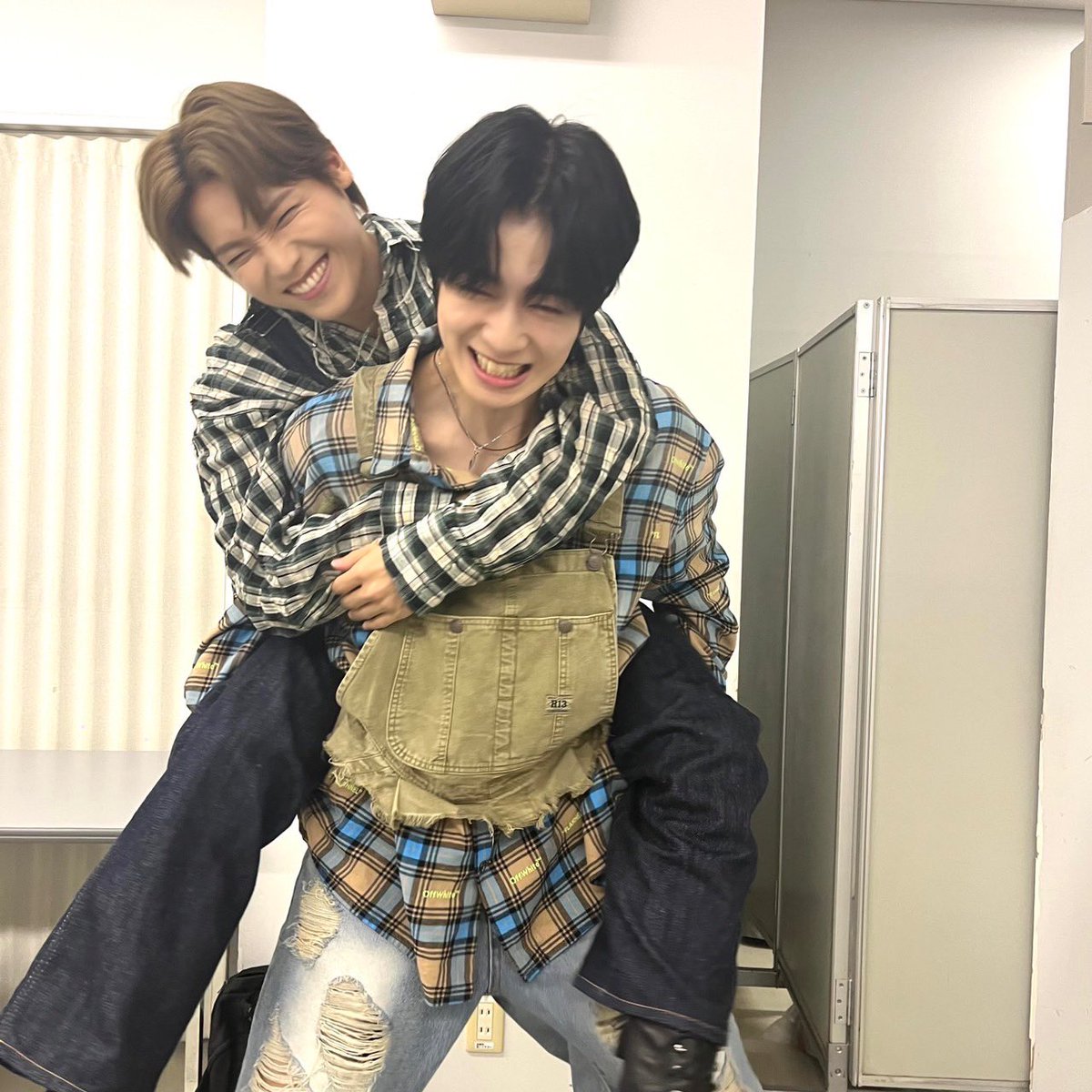 official__INI's tweet photo. [#佐野雄大]

トト兄弟誕生日でした🎂🎊👶🏻
ほんとにステキな1日で幸せでした、MINIのみんなありがと🪽

#INI_TAGME
#INI #SANOYUDAI https://t.co/FFIRHQ2RuU