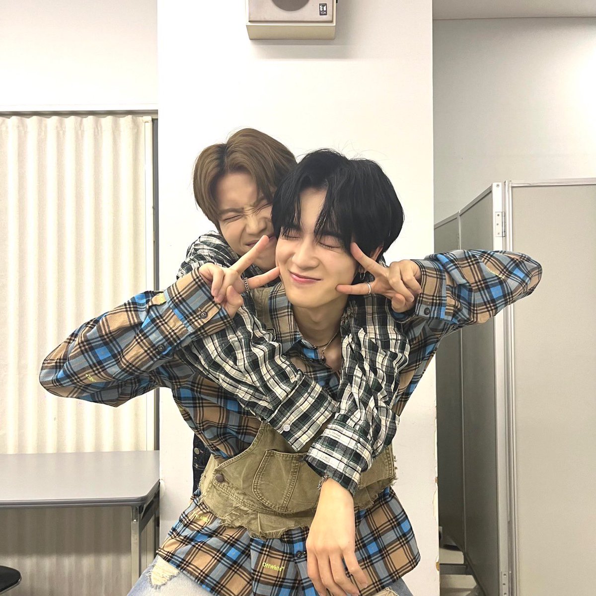 official__INI's tweet photo. [#佐野雄大]

トト兄弟誕生日でした🎂🎊👶🏻
ほんとにステキな1日で幸せでした、MINIのみんなありがと🪽

#INI_TAGME
#INI #SANOYUDAI https://t.co/FFIRHQ2RuU