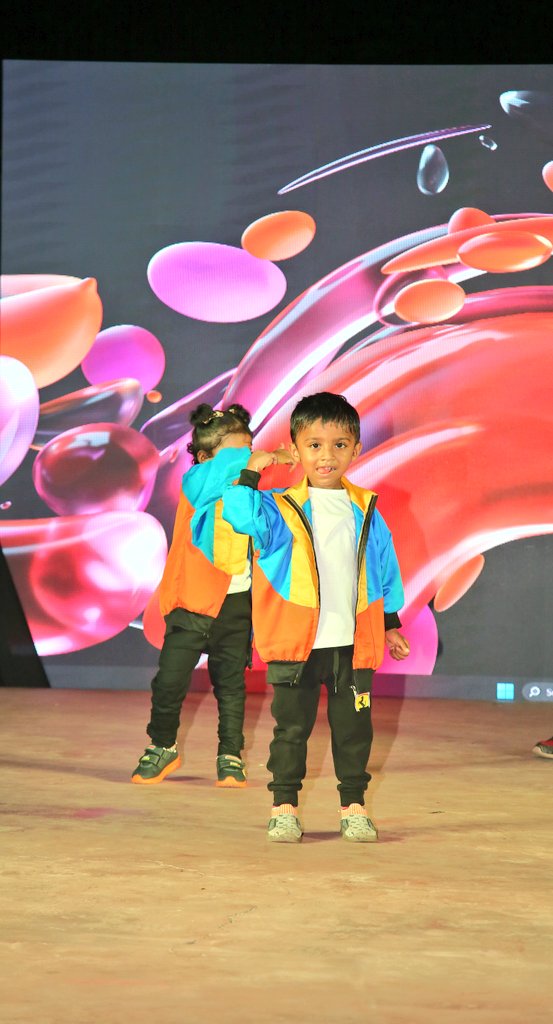 Yoshvas_Studio's tweet photo. Radiance The Pride ( Weekdays Batch ) Kids performance #first #year #anniversary #yoshvasdancestudio #dance #show #pammal #pallavaram https://t.co/xlfpI7ptuh