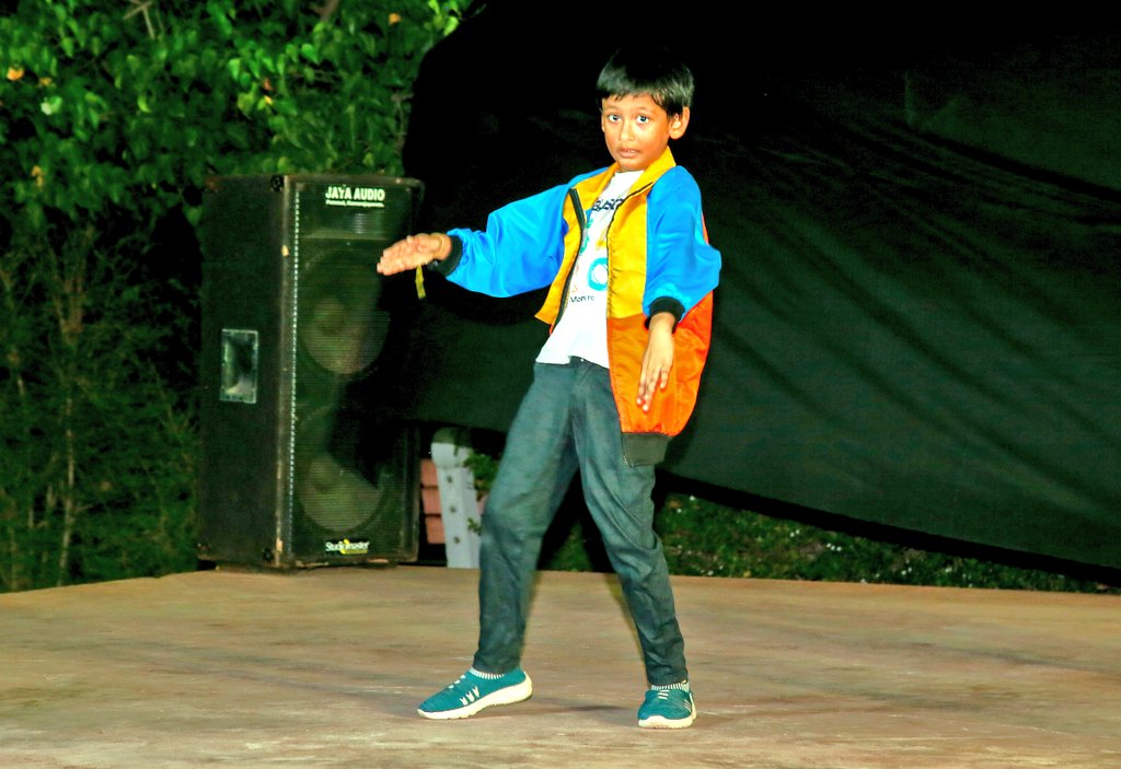 Yoshvas_Studio's tweet photo. Radiance The Pride ( Weekdays Batch ) Kids performance #first #year #anniversary #yoshvasdancestudio #dance #show #pammal #pallavaram https://t.co/xlfpI7ptuh