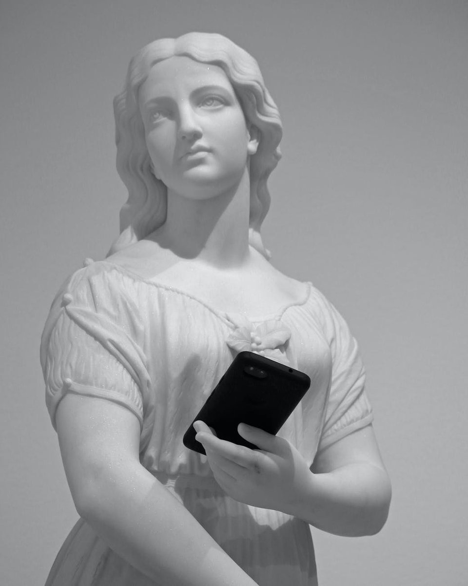 scormedia's tweet photo. In the right hands, tech is powerful. 
#DigitalMarketing #MakesItHappen https://t.co/KrwGnesJSh
