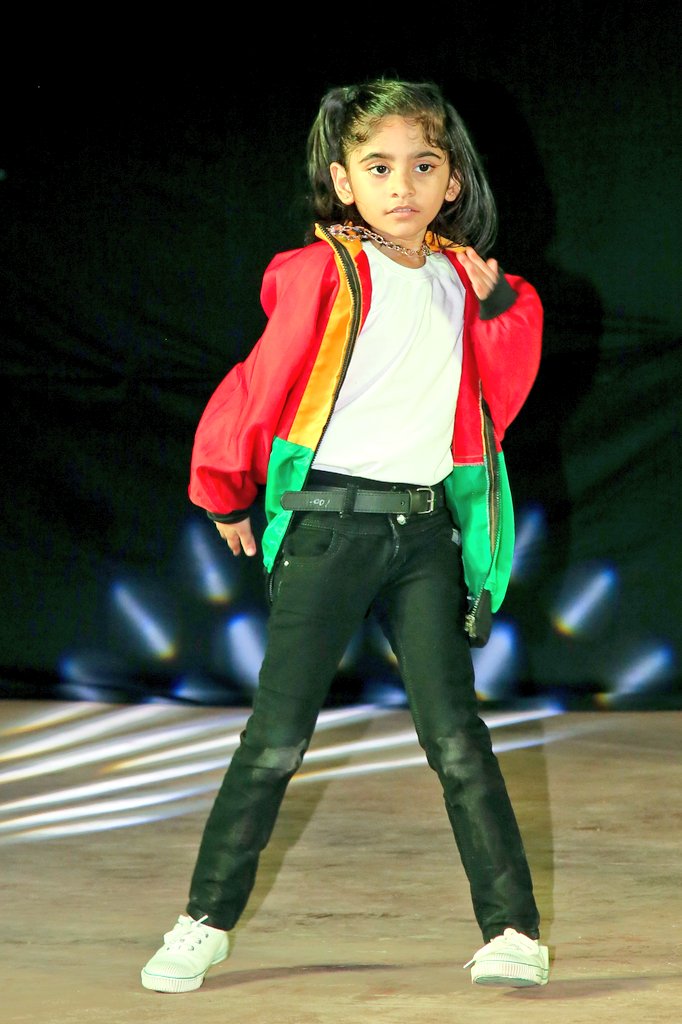 Yoshvas_Studio's tweet photo. Radiance The Pride ( Weekend Batch) Kids Performance #first #year #anniversary #dance #show #yoshvasdancestudio #pammal #pallavaram https://t.co/dVNTRnbMig