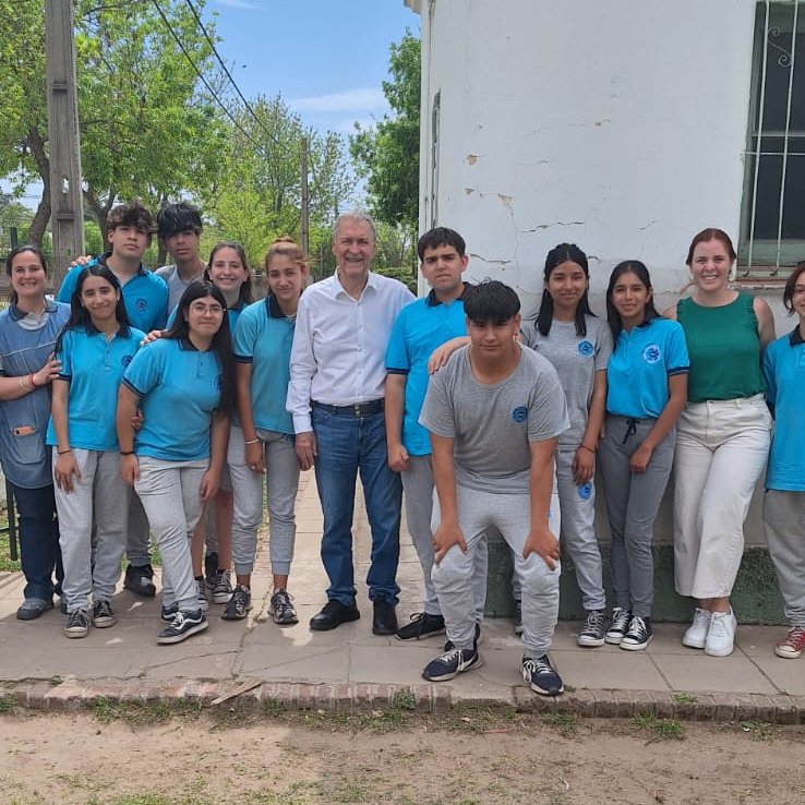 También en #VicuñaMackena avanza la construcción de la escuela #ProA, que es un sistema educativo que no hay en ningún lugar de Argentina. Los jóvenes se reciben con especialidad de software o biotecnología, que les permite seguir estudiando o estar en condiciones de trabajar.
