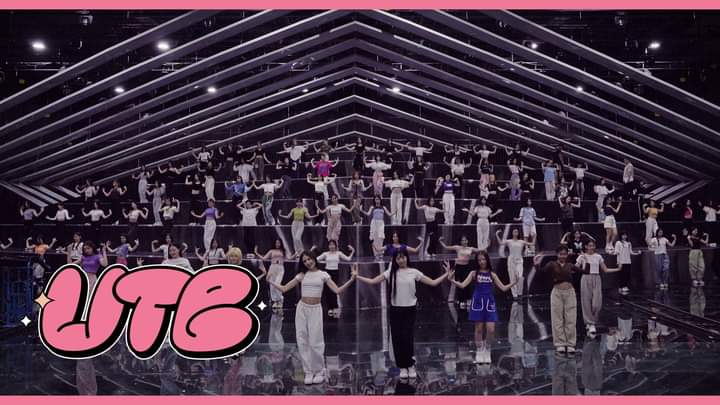 GabiBoehr's tweet photo. UTBㅣEP.00 '같이 갈래? (Universe)' Dance Practice Video (Rehearsal ver.)
"Universe Ticket Behind"
유니버스 티켓의 촬영 비하인드를 공개합니다🌟
#유니버스티켓 #universeticket #SBS유니버스티켓
#SBS #fnfentertainment #fnfent #fnf엔터테인먼트 https://t.co/HXP0X3wwF5