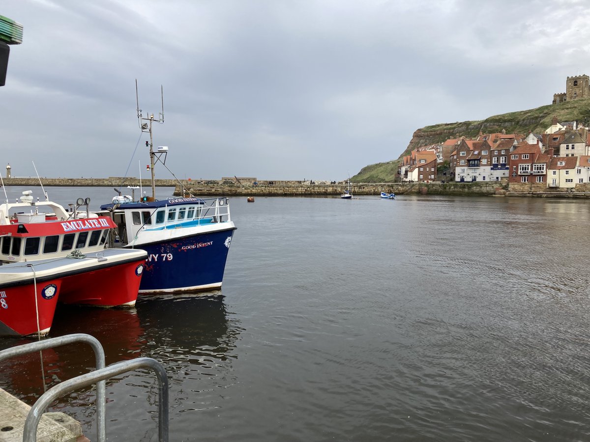 The_MMO's tweet photo. We had a great #IVMS chat with fishers today! 60% of #Scarborough and 75% of #Whitby fleets have ordered devices, many saying they received their grants within 3 days. We'll be in #Bridlington from 12pm tomorrow - come and say ‍hello! Claim your grant: https://t.co/1PdmFTVUU0 https://t.co/XaMKZTwhKx