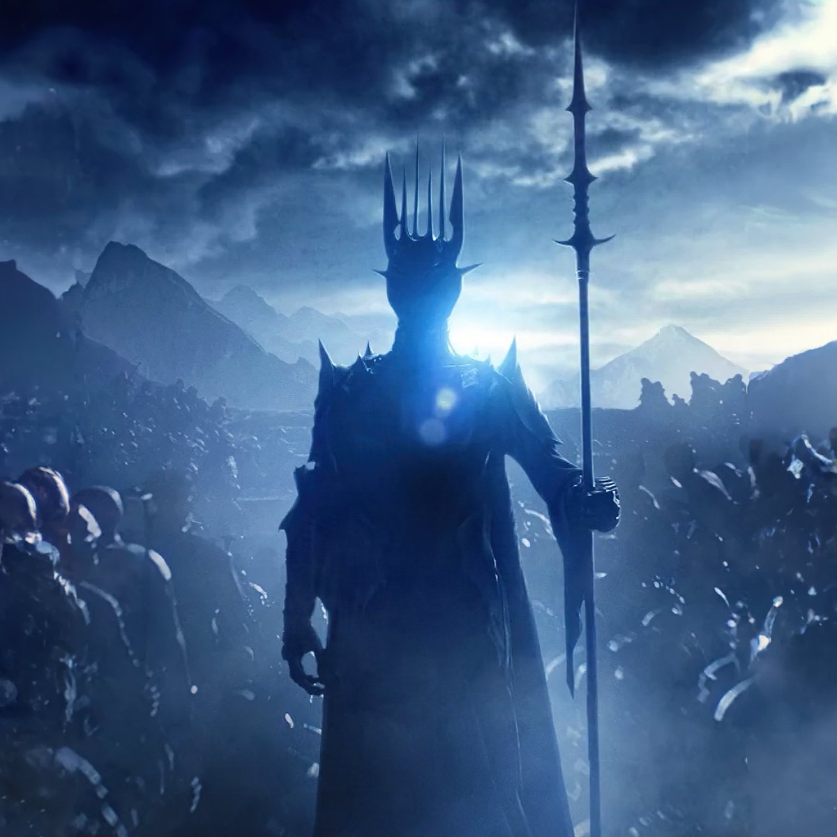 LOTRBrasil's tweet photo. ESTREIA EM AGOSTO? A 2ª temporada de #TheRingsOfPower tem um prazo inicial para ser finalizada até junho de 2024 (sujeito a alterações dependendo da pós-produção).

A 1ª temporada foi concluída em maio de 2022 e lançada em setembro de 2022.

Via @FellowshipFans https://t.co/6sRtsQC01f