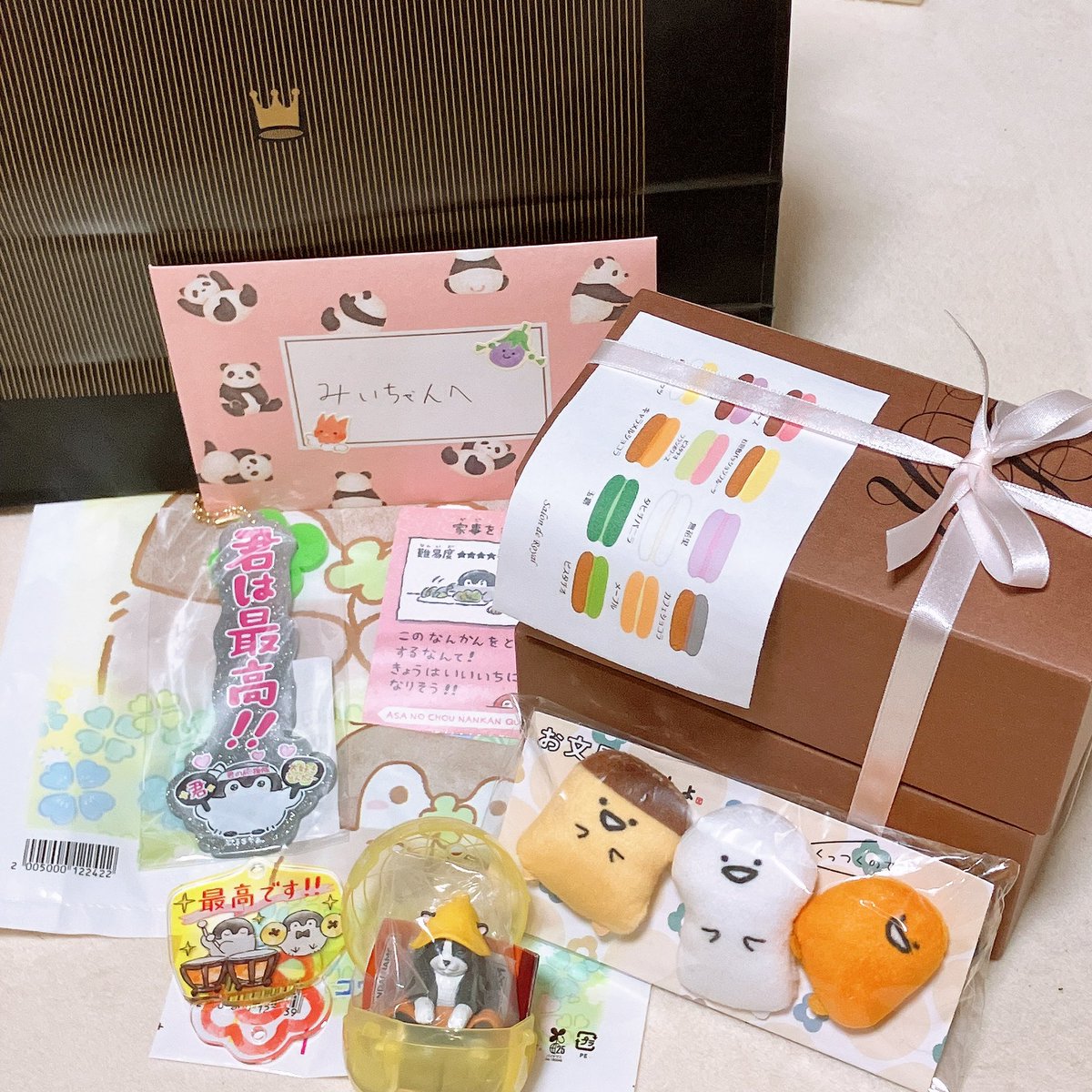happym_k's tweet photo. 先輩からのプレゼント！！
こんなに沢山、ありがとう(￣▽￣)
お文具さん、可愛過ぎた！

#お文具さん
#お文具といっしょ
#誕生日プレゼント
#ありがとう https://t.co/0BpqlUUJkH