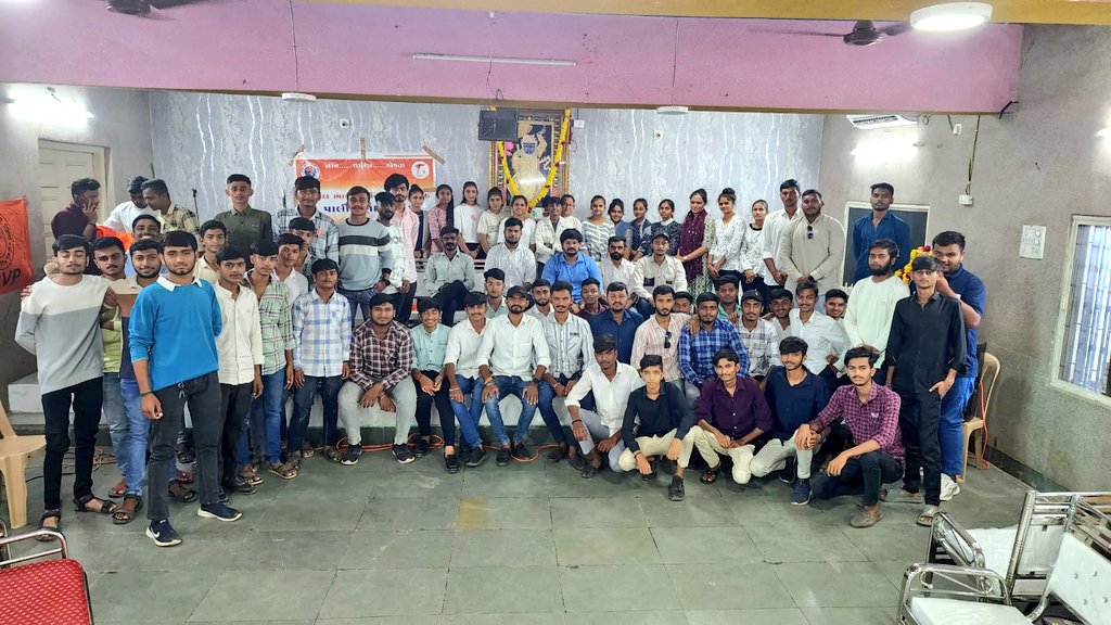 KarnavirGohil's tweet photo. પાલીતાણા પ્રવાસ:- પાલીતાણા નગર દ્વારા નગરના 5 કેમ્પસ કારોબારી ની ઘોષણા કરવામાં આવી https://t.co/TsE1eillXo