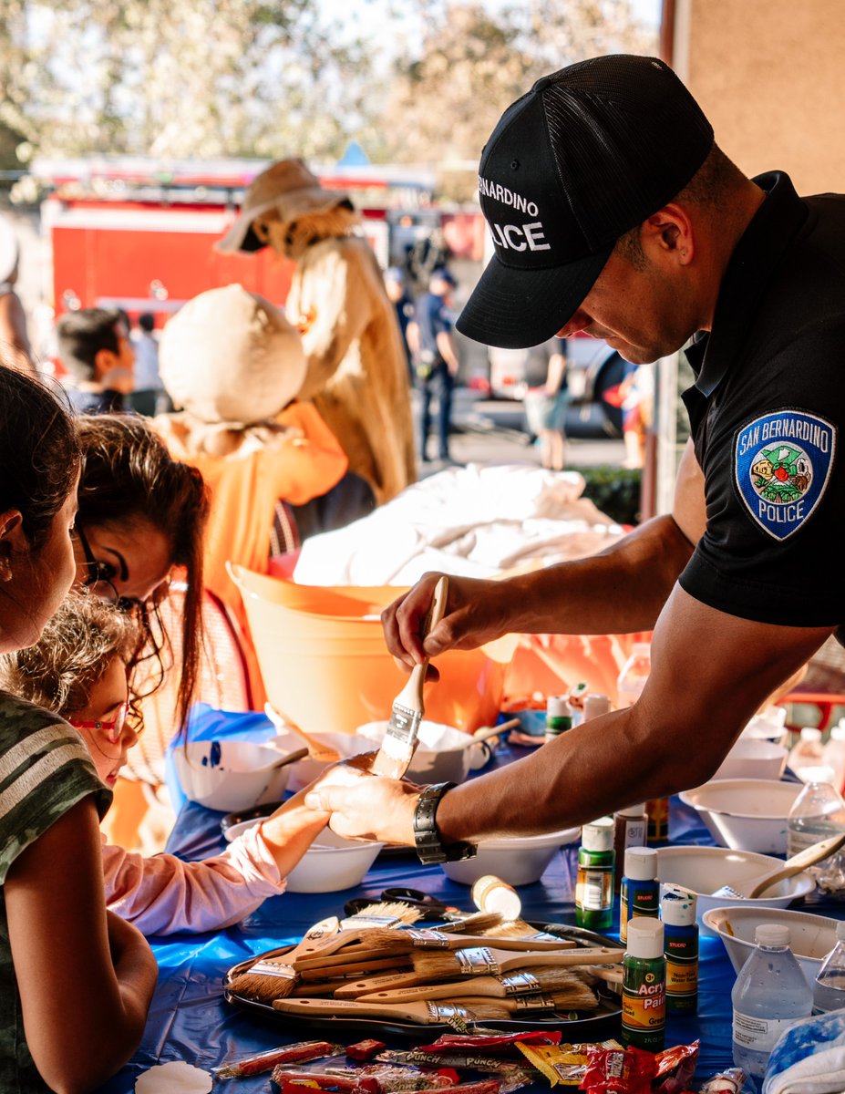 SanBernardinoPD's tweet photo. JOIN US FOR COPTOBER FEST TOMORROW! 🎃

When: Wednesday, October 11th
Time: 4pm - 7pm
Where: 710 North D Street, San Bernardino CA 92401

Bring your kids, family, and friends to this fun and FREE event! We hope to see you there!!

#CoptoberFest #FreeEvent  

@SBPD_CHIEF https://t.co/8jR0ddL0AB
