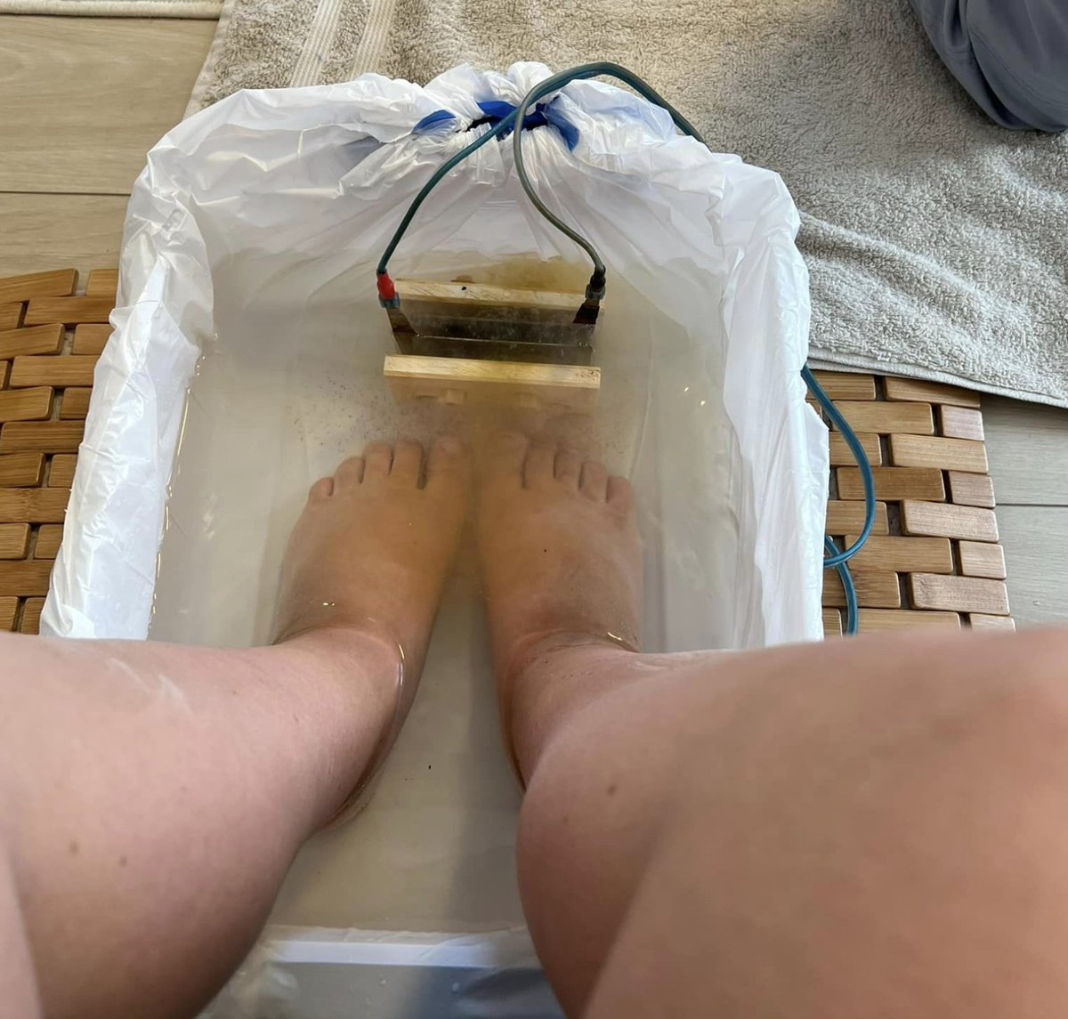 Foot Detox Baths: Do They Really Work?
tinyurl.com/FootDetoxBath