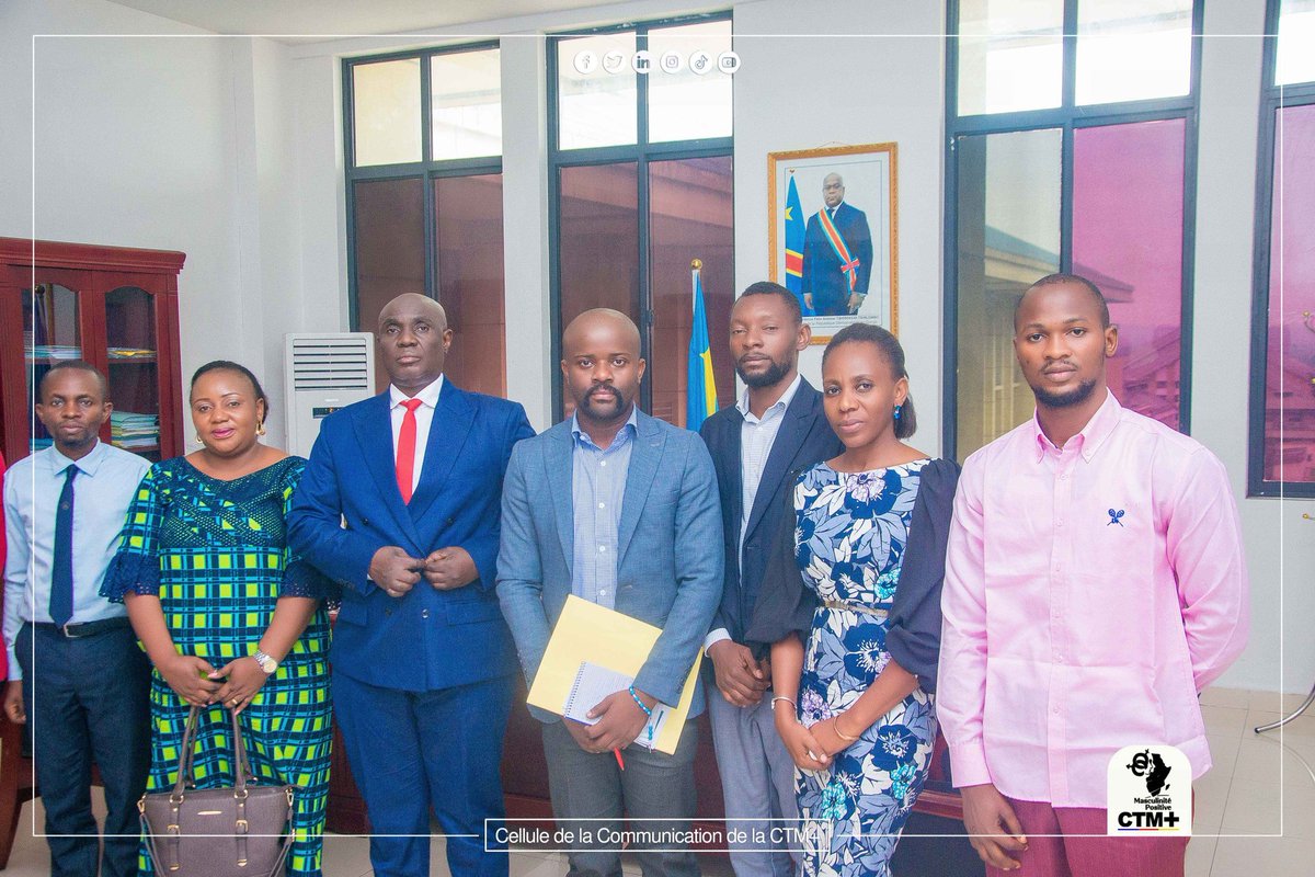 CtmpositiveRdc's tweet photo. Ce mrd 10 oct 2023, Son Excell. Mr. Nzinga Désiré, Ministre de l'entrepreneuriat et des pett et moyens entreprises a accordé une audience ds son  Cabinet de travail à la délégation de la Cellule Technique Mixte de la Masculinité Positive, conduite par Mm coord. Safi KANDOLO. https://t.co/Xk6nJmFmDH