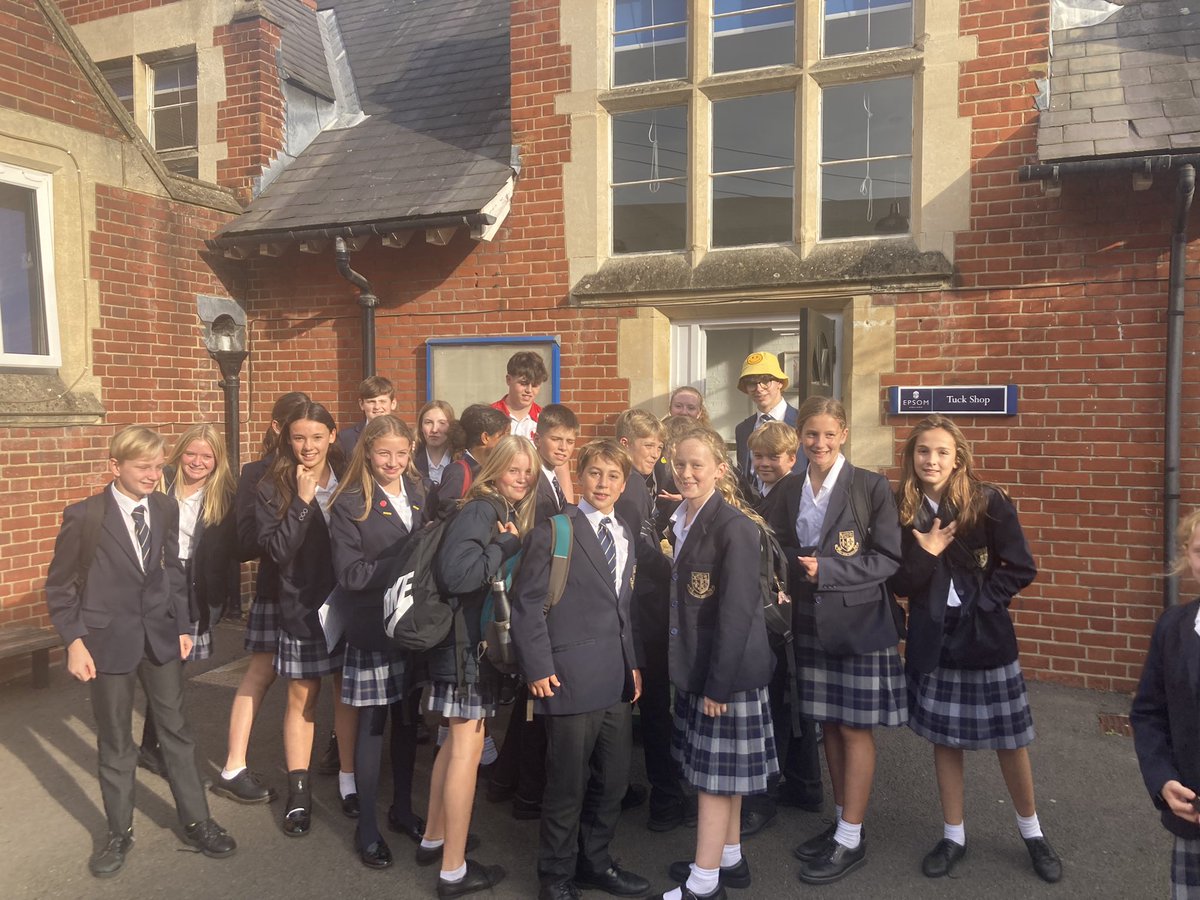 Celebrating World Mental Health Day and supporting <a href="/YoungMindsUK/">YoungMinds</a> and the #HelloYellow campaign. Lots of splashes of yellow, cupcake sales and homemade yellow scrunchies in support of children’s mental health and positive wellbeing <a href="/EpsomCollegeUK/">Epsom College</a> <a href="/EpsomC_Charity/">Epsom College Charities</a> <a href="/EpsomC_Murrell/">EpsomC_Murrell</a>