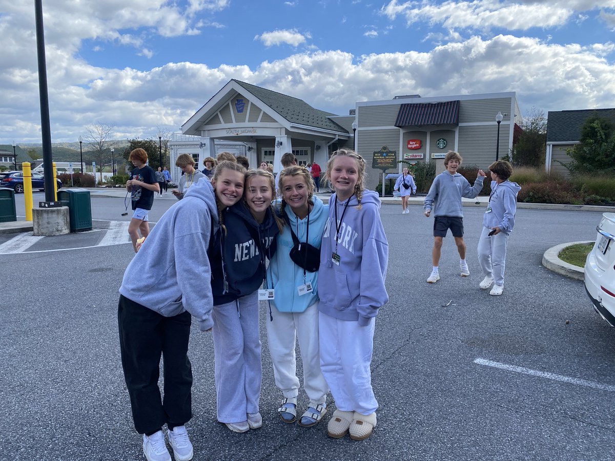 Lunch 🥪 
#CountryRoads
#DCBound
<a href="/gmsDCSD/">Grizzell Middle School</a>