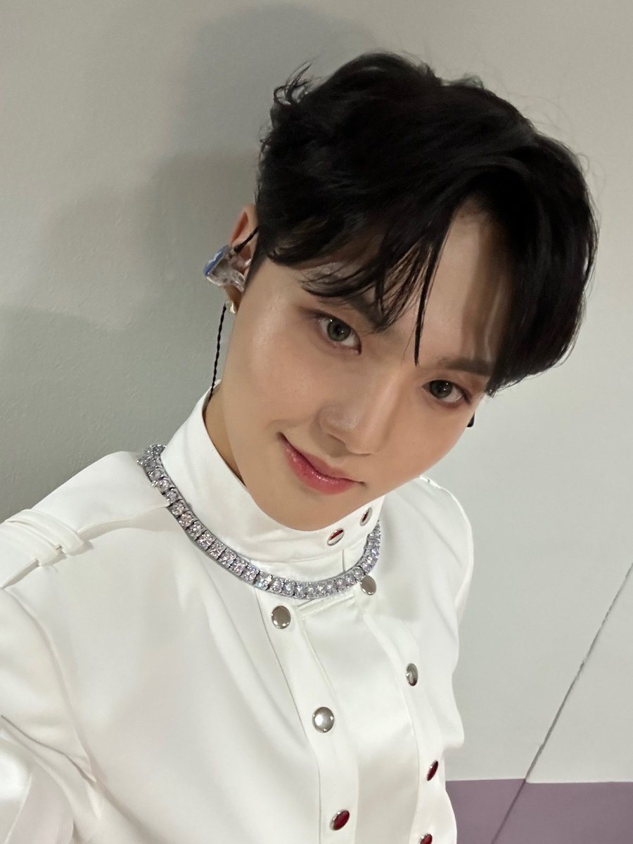 Treasure Weverse ID | on rest. tweet media