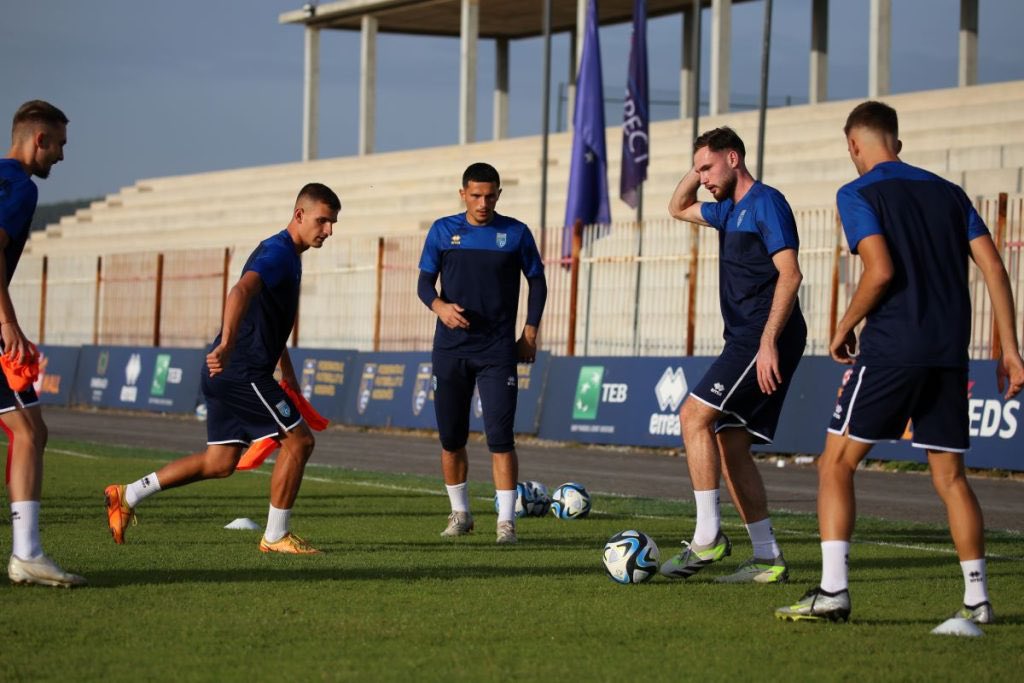 kosovarfootball's tweet photo. 🇽🇰 #Kosovo #U21 in training ahead of their #EURO2025 qualifier 🆚 Bulgaria. 💪
#BULKOS 🇧🇬🇽🇰 | #YoungDardanians 🦁 https://t.co/FRn75guwuO