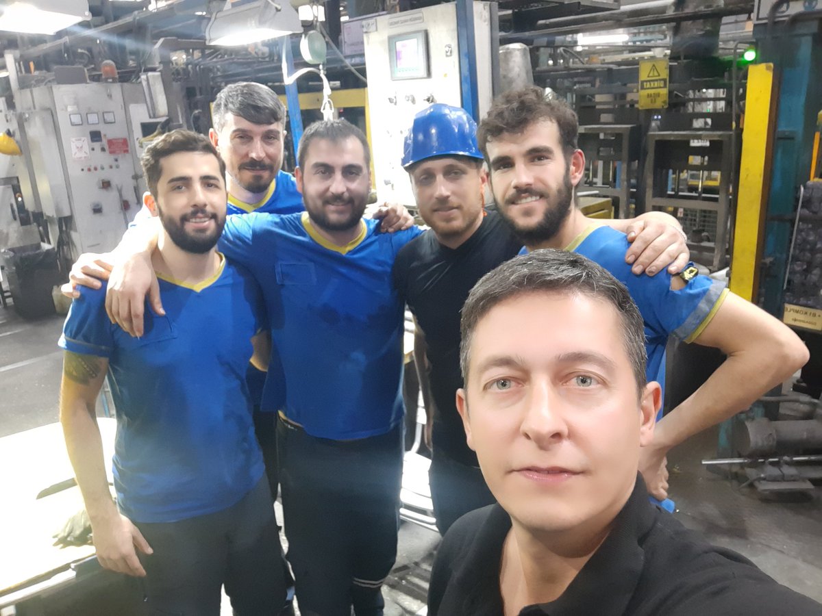 GuvenKaradag77's tweet photo. Cms Jant Gaziemir Fabrikamızda
2023/2025 Toplu İş Sözleşmemizin
2.Toplantısından Sonra Arkadaşlarımıza Bilgilendirmede Bulunduk.
#ZaferTürkMetalEmekçisininOlacak
🇹🇷 #CmsJant #Gaziemir #TürkMetal 🇹🇷 https://t.co/XnE61vvWq8
