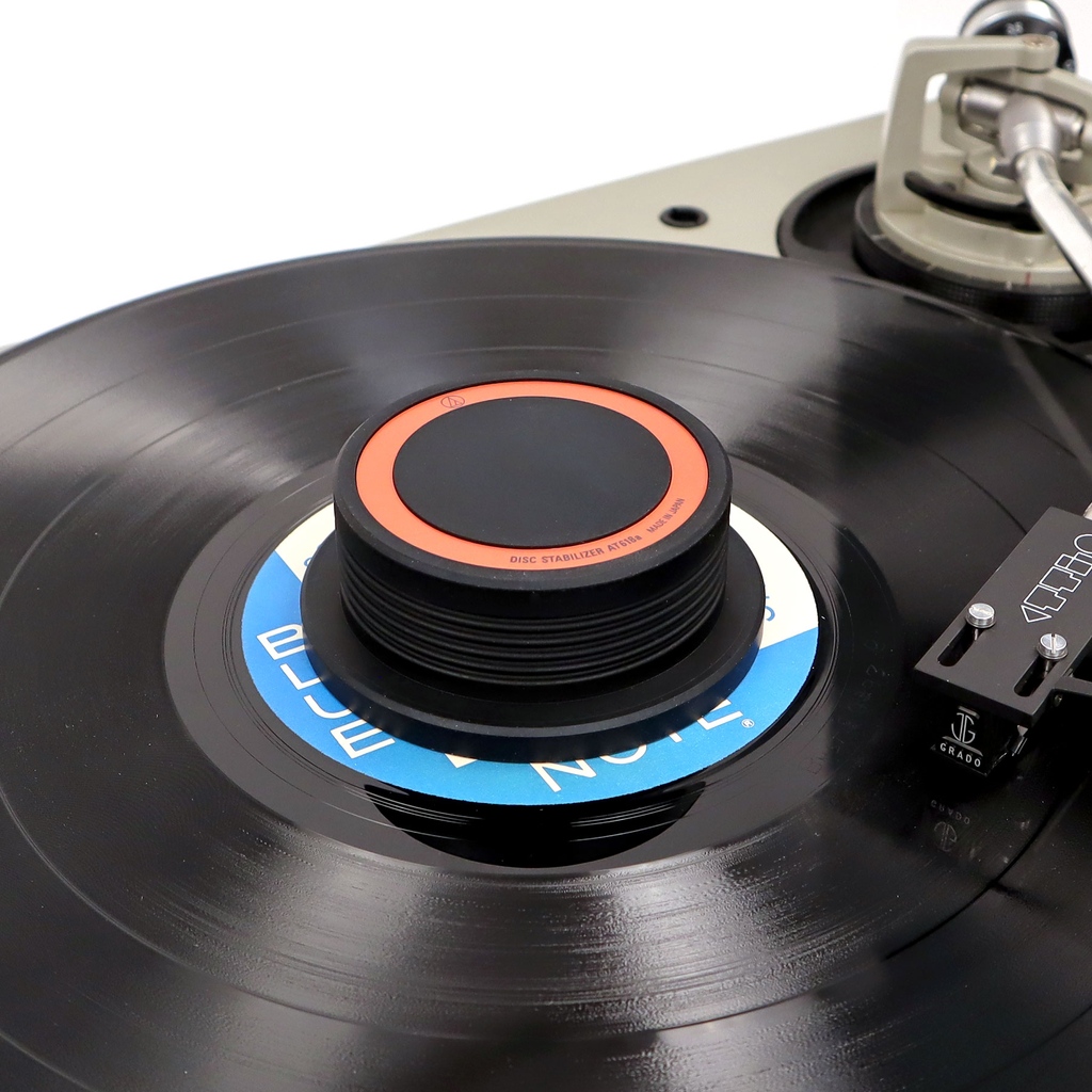 TurntableLab's tweet photo. #TTLdj 🔧 recommended DJ components back in stock:

↘ Ortofon Concorde MKII Cartridges
↘ Audio-Technica AT618a Disc Stabilizer Record Weight
↘ AIAIAI TMA-2 DJ Modular Headphones
↘ Reloop SPIN Portable Turntable

⫸ https://t.co/vVjaaprX9H

#ortofon #aiaiai #tma2 #reloopspin https://t.co/JBqzpv15wZ