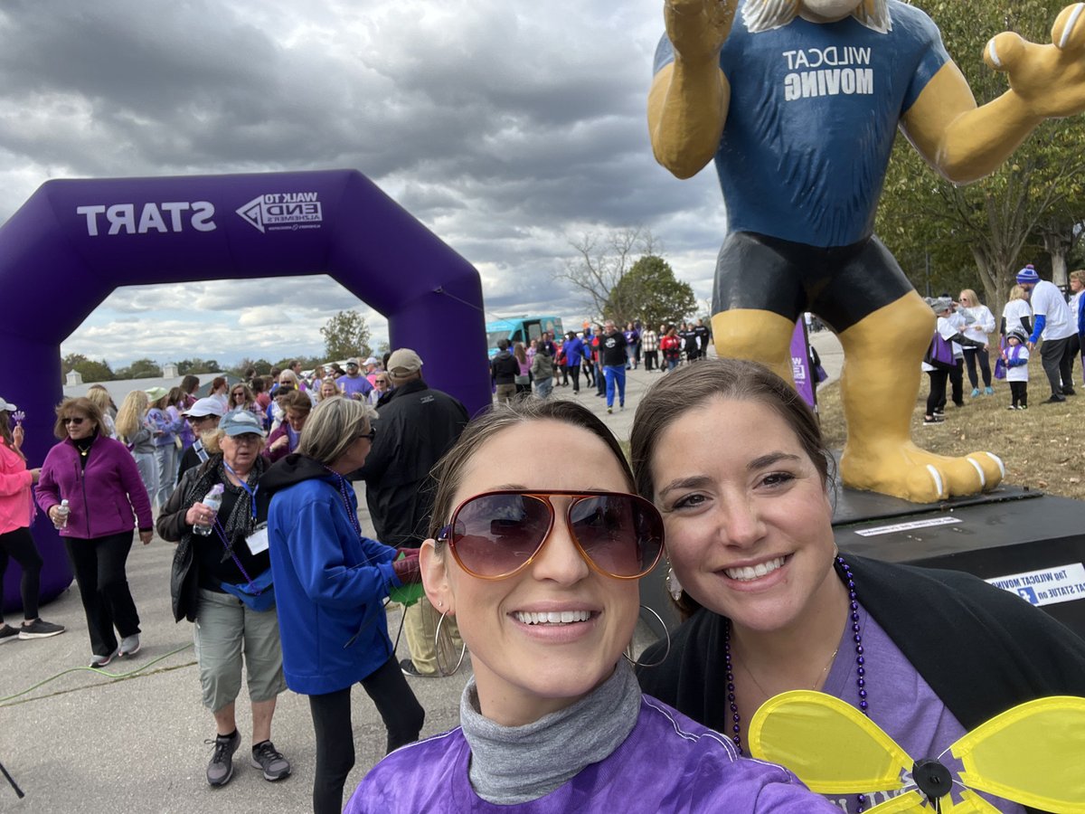 W_Harrodsburg's tweet photo. Did you know one in three seniors die with Alzheimer’s or another dementia? This weekend we joined the “Walk to End Alzheimer’s” to fight the disease! We walk because of those we love and care for. 
#TrilogySeniorLiving #AlzheimersAssociation #ThisIsWhyWeWalk https://t.co/49NHuaduJz