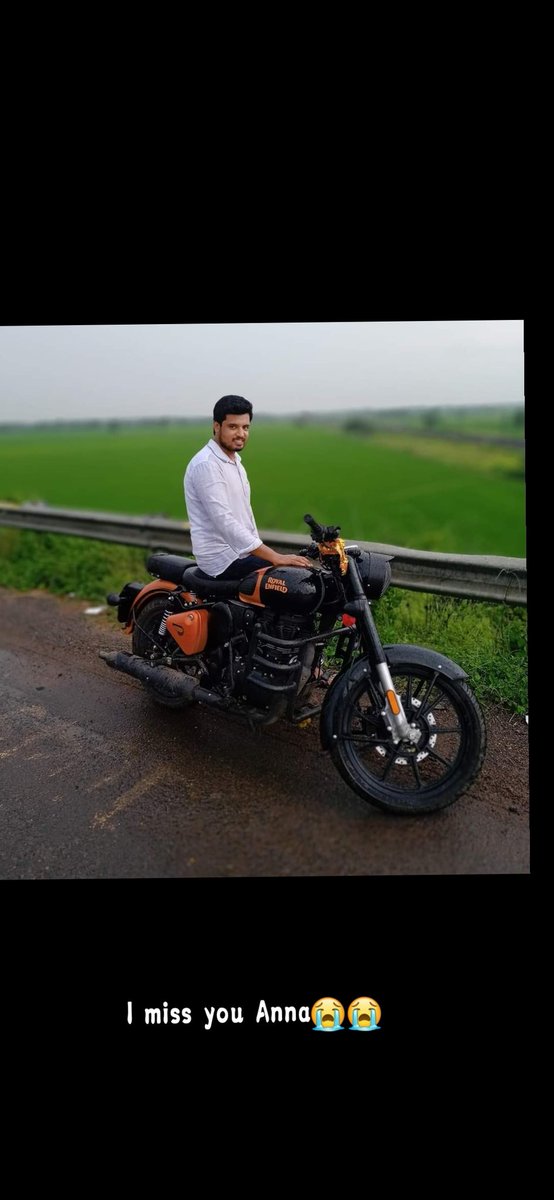 KalyanJalli's tweet photo. @PawanKalyan
@JanaSenaParty
DenduluruMandalam
గాలాయగూడెం గ్రామ జనసేన 3వ వార్డు మెంబెర్.దెందులూరు IT కోఆర్డినేటర్ సభ్యులు ఏనుగు రామకృష్ణ అనుమానస్పద మృతి
దీనిపై పవన్ కళ్యాణ్ గారు స్పందించి పోరాడాలని మనస్ఫూర్తిగా కోరుకుంటూ ఒక దెందులూరు జనసైనికుడి ఆవేదన🙏🏻. కార్యకర్తలలో ఆందోళన https://t.co/w5QF69Iwde