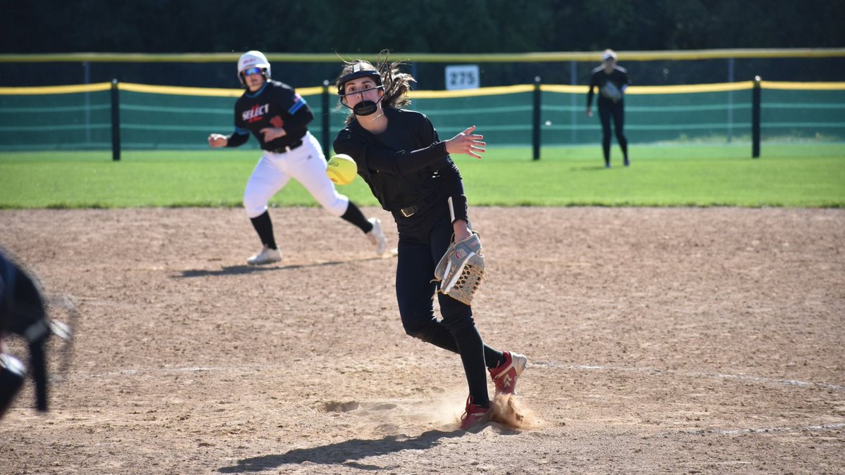 heatpremier2032's tweet photo. Shoutout to our pitchers who put in work this weekend:
Coop - 7.1 IP, 3 SO, ERA 4.7
Belle - 5 IP, 5 SO, ERA 1.4
Char - 3.2 IP, 1 SO
Alex - 1.2 IP, 1 SO, ERA 0 https://t.co/bYCGotMzv2