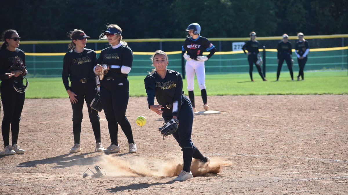 heatpremier2032's tweet photo. Shoutout to our pitchers who put in work this weekend:
Coop - 7.1 IP, 3 SO, ERA 4.7
Belle - 5 IP, 5 SO, ERA 1.4
Char - 3.2 IP, 1 SO
Alex - 1.2 IP, 1 SO, ERA 0 https://t.co/bYCGotMzv2