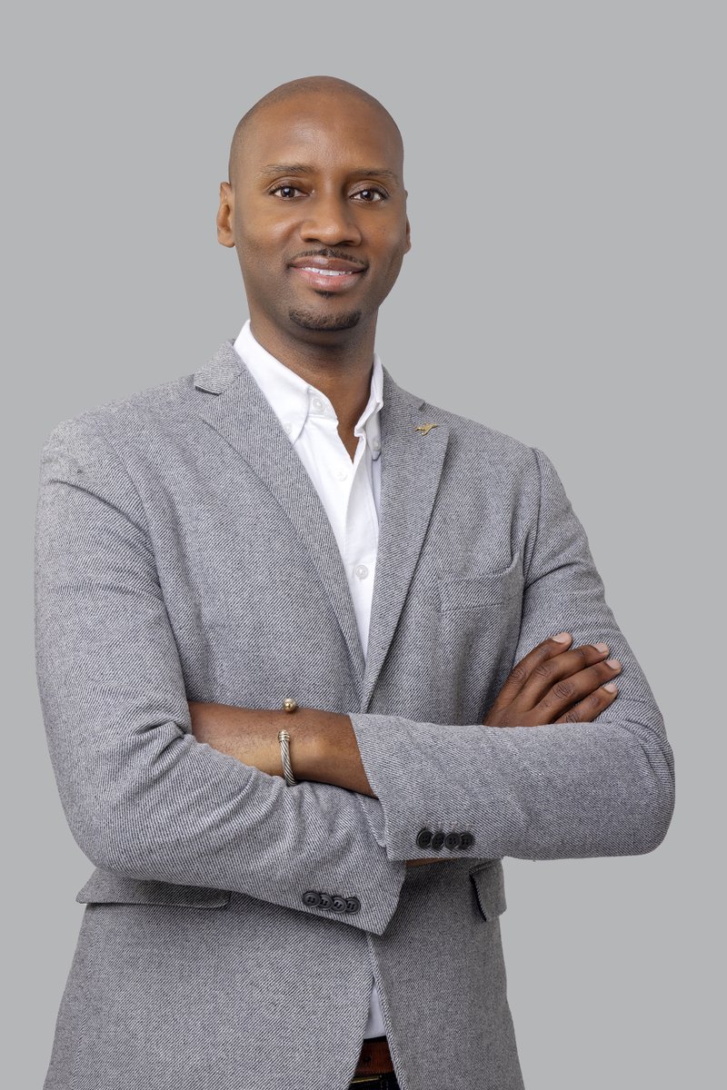 kestonduke's tweet photo. Headshots and Branding photography. https://t.co/vC6ol8EaMG