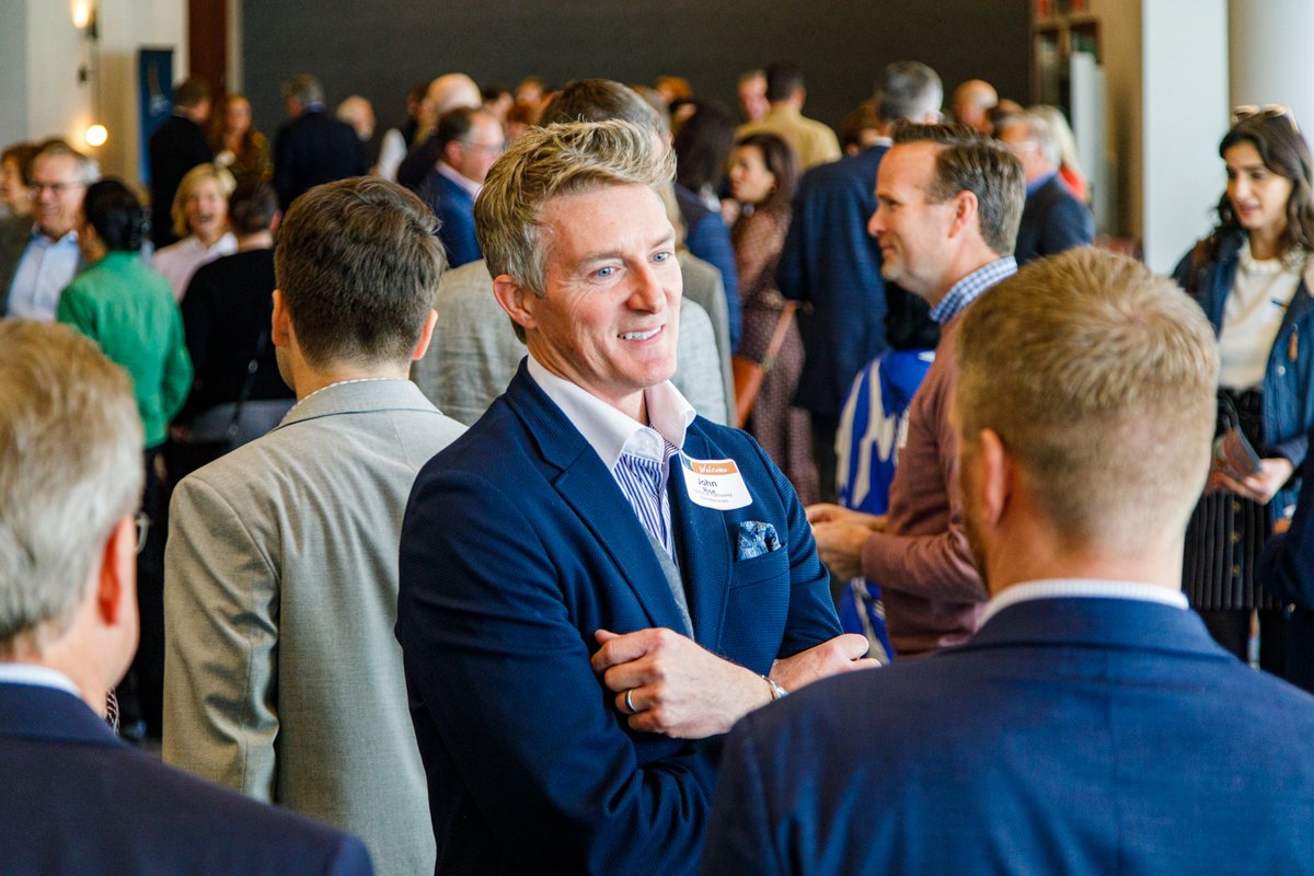 Econ Club GR tweet media