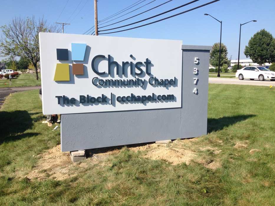 EasySignOhio's tweet photo. Signs with individual letters are a versatile and affordable way to promote your business. At Easy Sign, we offer a wide variety of letter sets and signs to choose from, so you can find the perfect one to fit your needs.#signswithindividualletters #customsigns #signage #EasySign https://t.co/D7ib03rBzt