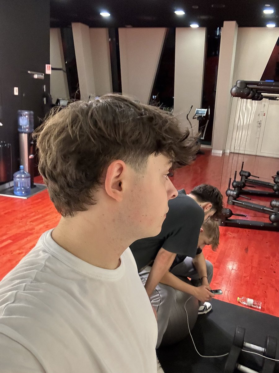 wave vadeal tweet media