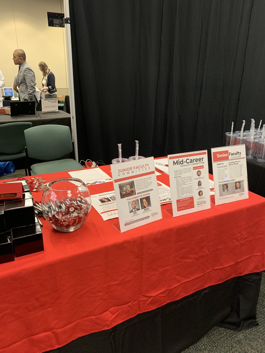 Jennifer Sanders tweet media