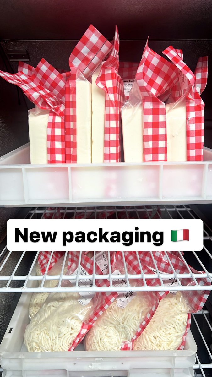 casadeifoods's tweet photo. Do you like our new packaging? #plantbasedmozzarella #plantbasedcheese https://t.co/HEzAvfx62R