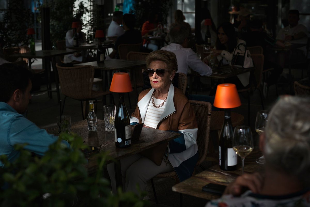 Madrid, September 2022 (repost).

#streetphotography #madrid #streetphotographers #streets_unseen #lensonstreets #timeless_streets #interCollective #photography #photog #friendsinperson #ImageOfTheDay
#picoftheday #streetgrammers