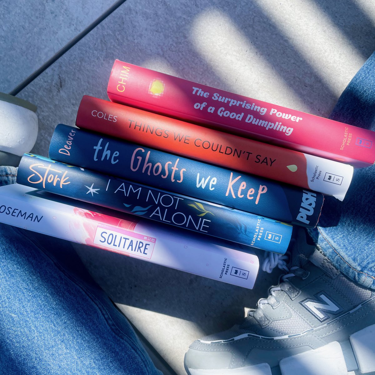 Today is #WorldMentalHealthDay ❤️ These honest, emotional, and powerful books will make you feel less alone, today and beyond: bit.ly/48KoDs7 @onewpc @mrjaycoles @StorkFrancisco @AliceOseman