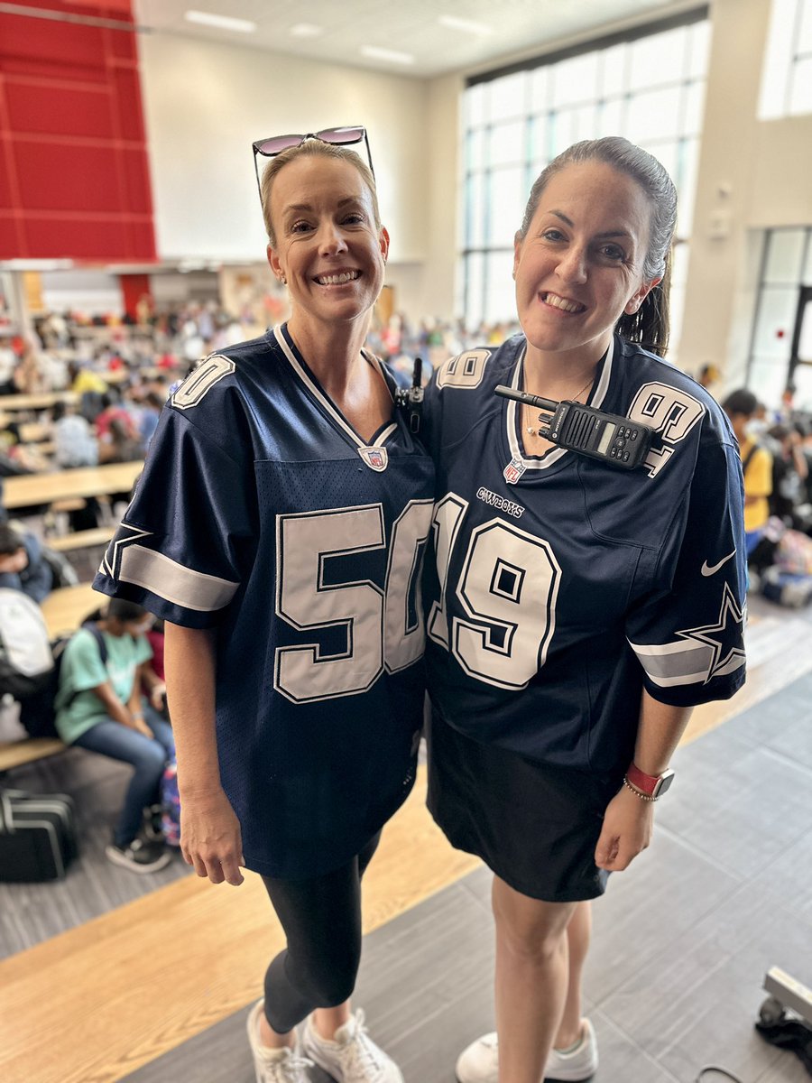 Happy Homecoming Week! 

Rocking our Jersey/Looney Tunes drip 🎽 🏀 

#westfam #CoppellHomecoming23