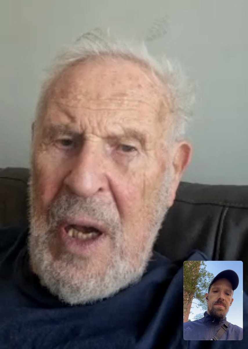 Shimon, Stiefvater meines besten Freunds, der die deutsche Besatzung von Paris überlebt hat und heute nahe Tel Aviv wohnt, hat mir gestern erzählt dass er Angst hat. Und: dass er das Töten von Zivilisten in Gaza verurteilt. Shimon beweist so viel mehr Moral als so viele von euch.