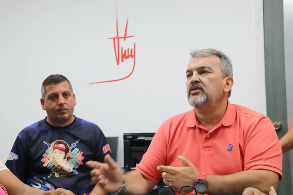 Afinando detalles junto a los jefes de comunidad de La Corteza 1, Complejo Hugo Chávez, 5 de Diciembre Sur, La Constituyente, Simón Bolívar Páez, Batalla 2 y Andrés Eloy Blanco Sur para la distribución de combo proteicos del Plan Soberanía Alimentaria del <a href="/NicolasMaduro/">Nicolás Maduro</a>