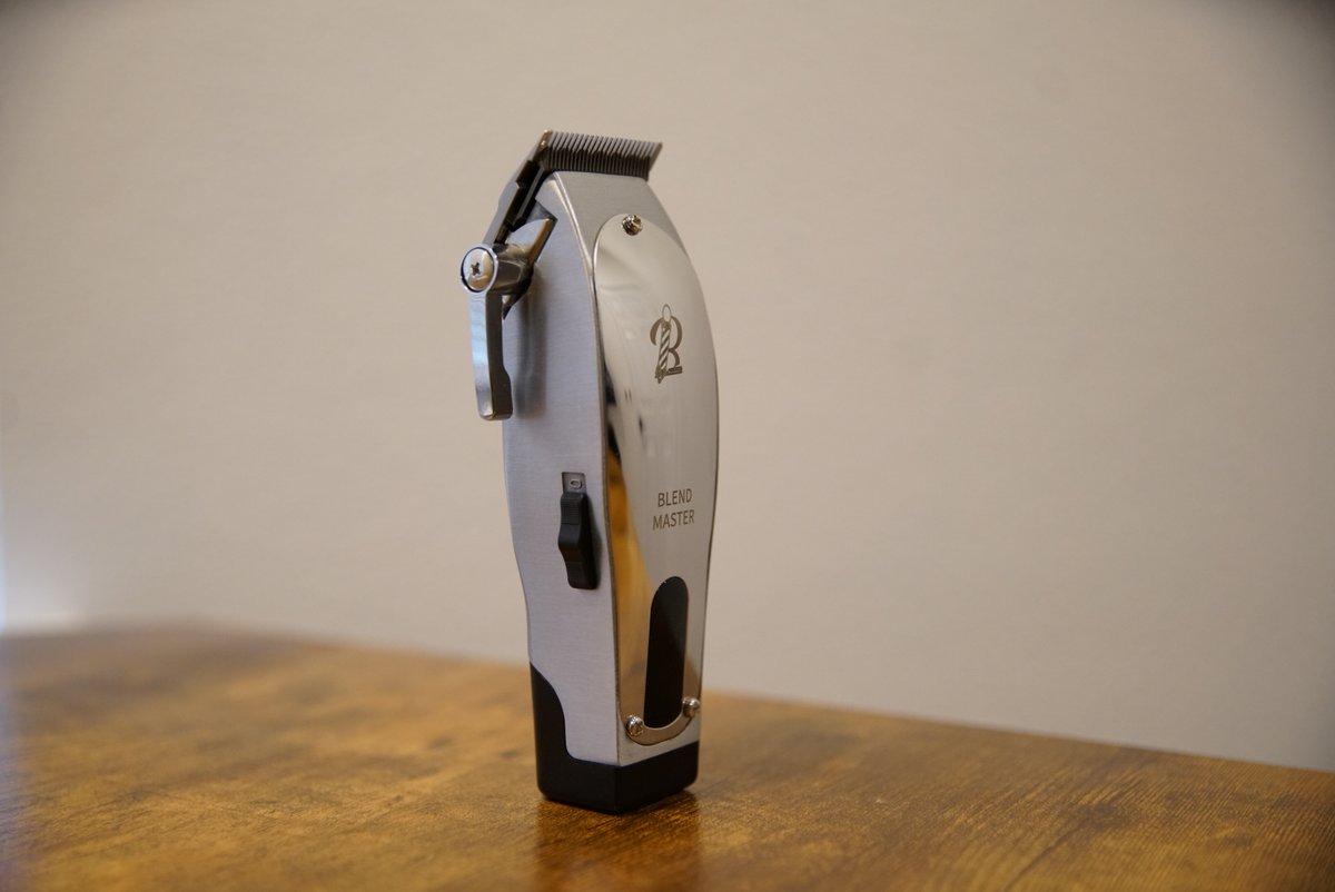 barberbackpack_'s tweet photo. You can now order the "Blend Master" cordless hair clippers by 'Barberpreneurs' on https://t.co/1HpHhxMsUG !

Shop with and major card $ADA $USD $MILK $BTC and more! 

https://t.co/1HpHhxMsUG

#shopping #barbers #hair #hairstylists #barberpreneurs #barberbackpack #crypto #MILK https://t.co/b4mmdk3ETR