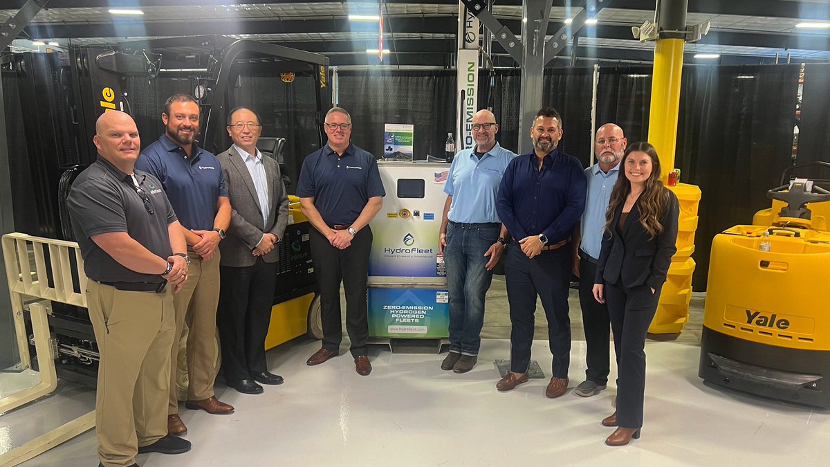 hydrofleet's tweet photo. What an amazing day at the grand opening of Wheeler Material Handling’s new customer experience center in Chattanooga, TN. It was a true pleasure to host the many customers who attended and also showcase our complete hydrogen “all-in” solution. https://t.co/nWJLYuc5EW