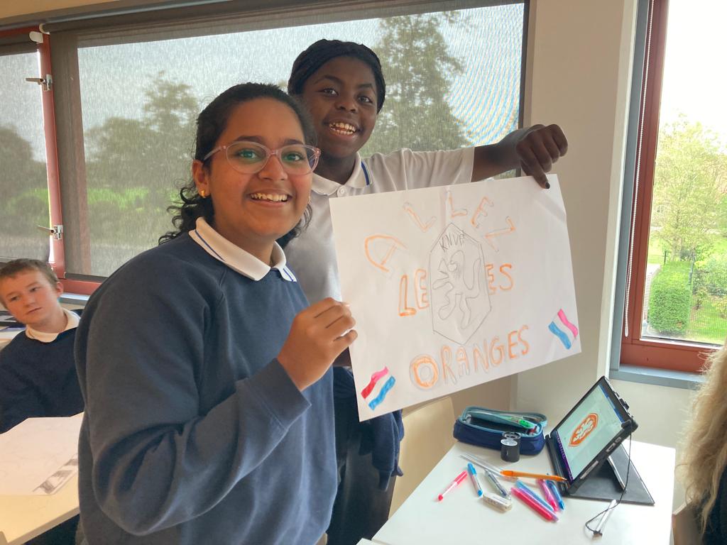 BSN Modern Languages tweet media