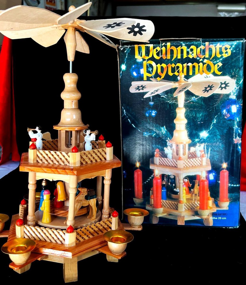rusticrelics04's tweet photo. VINTAGE GERMAN PYRAMID Weihnachts Nativity Germany in Original Box https://t.co/yjuggK13H7…… #eBay via
@eBay
#Christmas #Nativity #German #Christmas2023 #Vintage #wisemen #Angels #nativityscene #navidad #handmade #christmasdecor #Weihnachten #jesus #art #nativit #nativityset https://t.co/zU5JY49XGJ