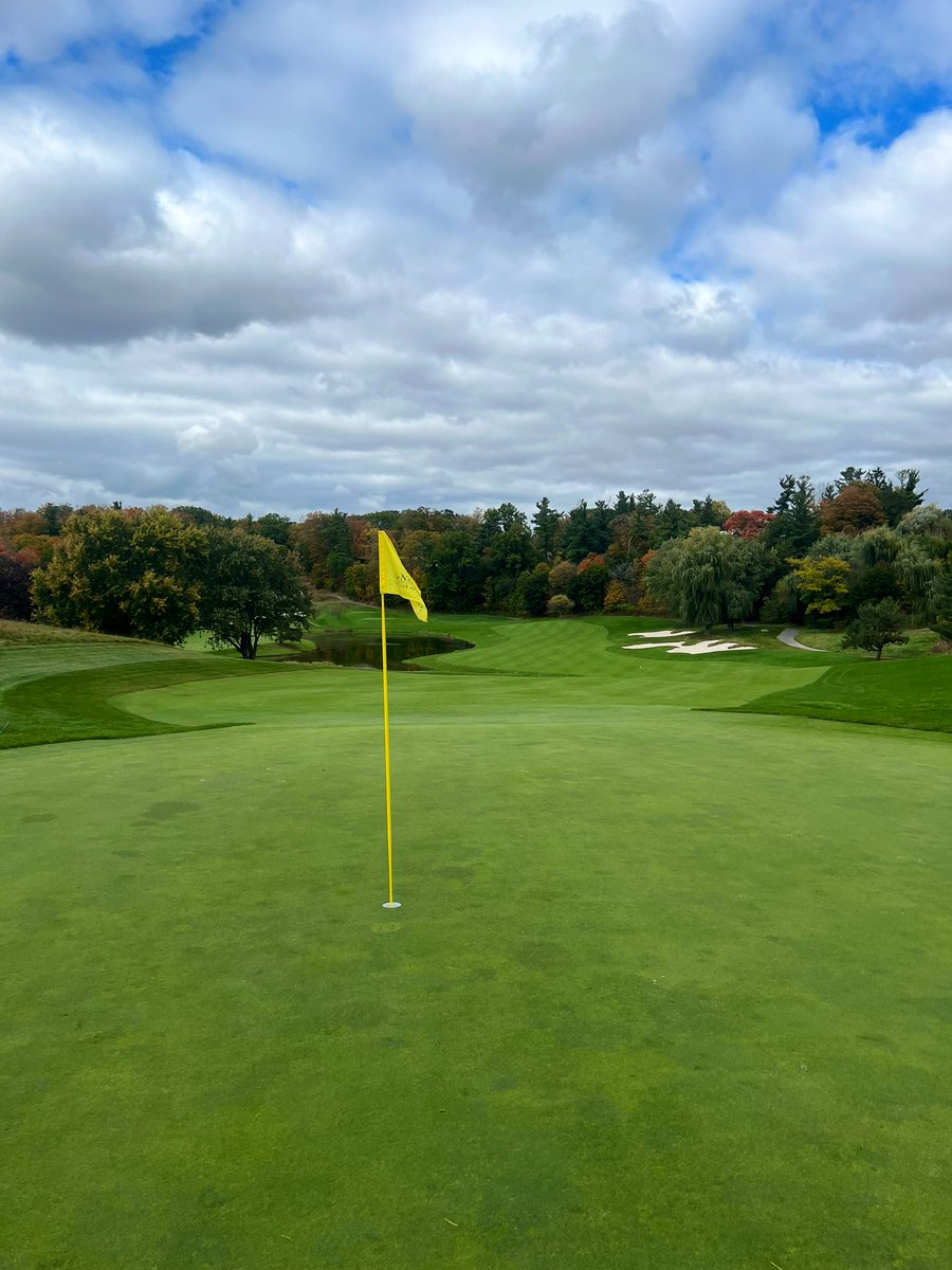 The National does not disappoint. What a test of golf in TOR 🇨🇦🍁