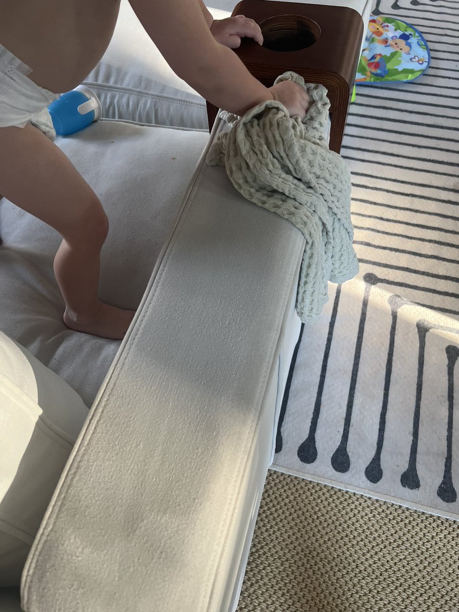 LibbyWeihsmann's tweet image. If you don’t own Folex, consider this your sign to go order it now and thank me later 😬