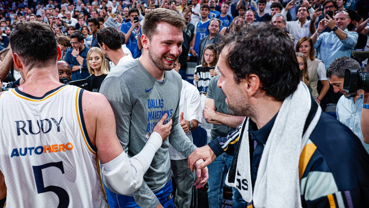 RMBaloncesto's tweet photo. 🤍 Uno de los nuestros. https://t.co/wJfBQUmHf2
