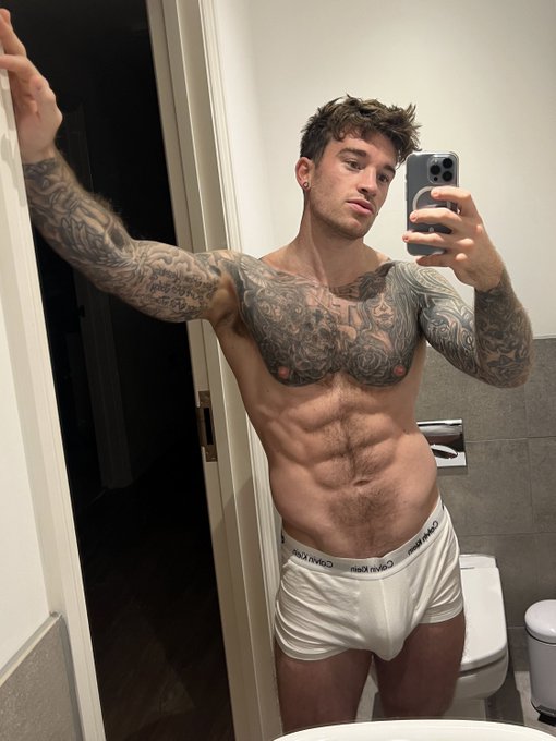 Promo expires soon, don&rsquo;t miss it 😛⬇️ https://t.co/3x6d7ZPEFy https://t.co/ioccFYind8