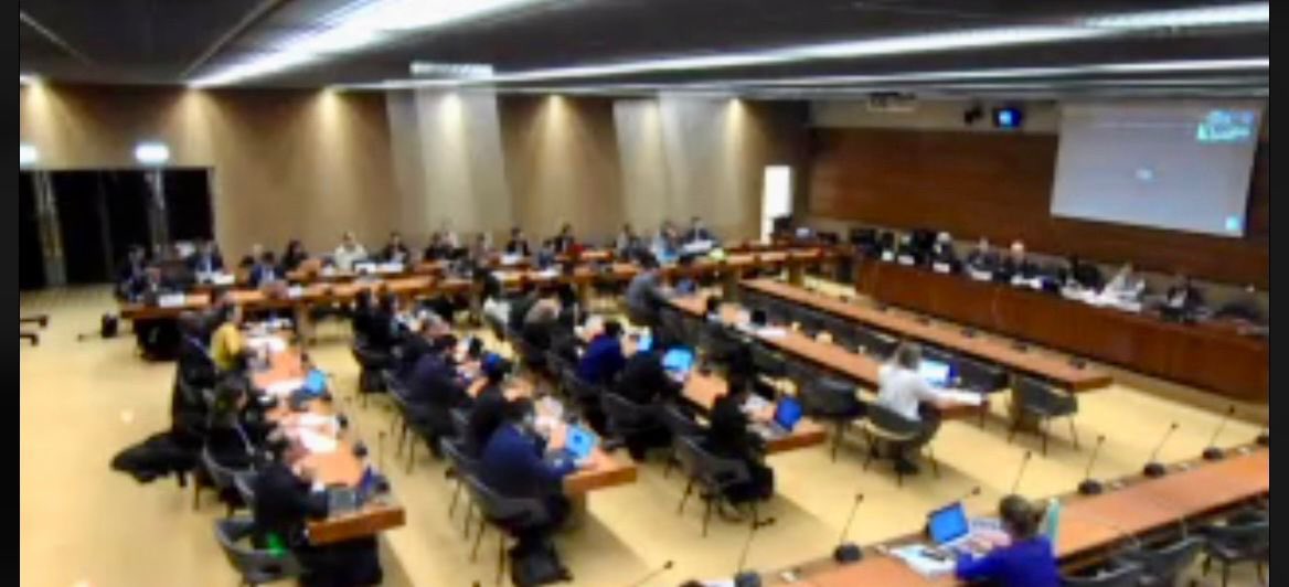 BoliviaUNOG's tweet photo. Durante la presente sesión del #CDH, #Bolivia junto a #Cuba, #Gambia, #Kirguistán, #Luxemburgo y #Sudáfrica, desarrolló consultas informales sobre su proyecto de resolución: “Grupo de trabajo sobre los Derechos de los Campesinos y otras Personas que Trabajan en Zonas Rurales” 1/2 https://t.co/Fr8zdeR6j6