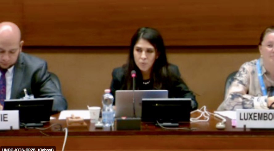 BoliviaUNOG's tweet photo. Durante la presente sesión del #CDH, #Bolivia junto a #Cuba, #Gambia, #Kirguistán, #Luxemburgo y #Sudáfrica, desarrolló consultas informales sobre su proyecto de resolución: “Grupo de trabajo sobre los Derechos de los Campesinos y otras Personas que Trabajan en Zonas Rurales” 1/2 https://t.co/Fr8zdeR6j6