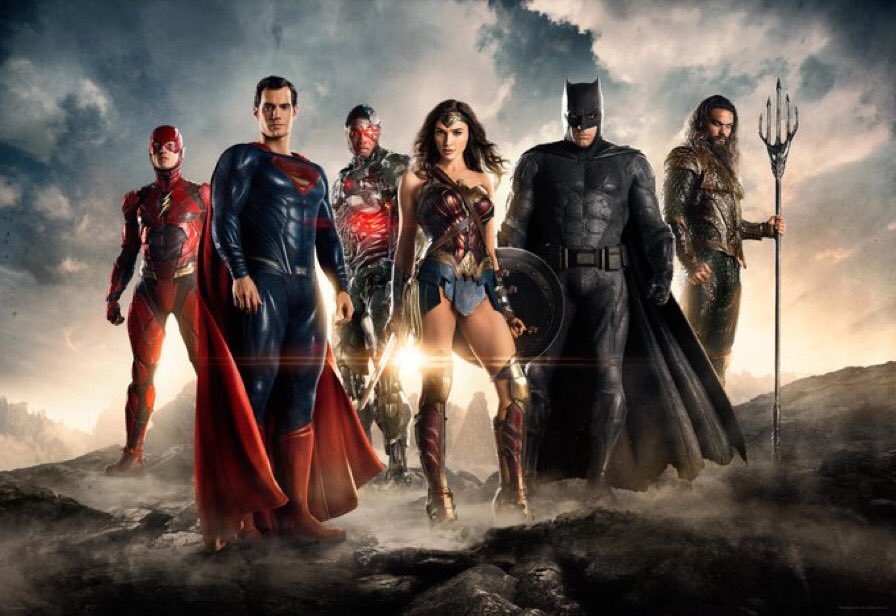 Flash0407's tweet photo. #Variety reporta que NINGUNO de los integrantes de la #JusticeLeague de #ZackSnyder volverá a sus personajes en el #DCU de #JamesGunn, dando fin a los rumores de volver a #GalGadot o #EzraMiller como #WonderWoman o #Flash. #JasonMomoa si continuará, pero lo hará como #Lobo https://t.co/NyAfAsaLYq