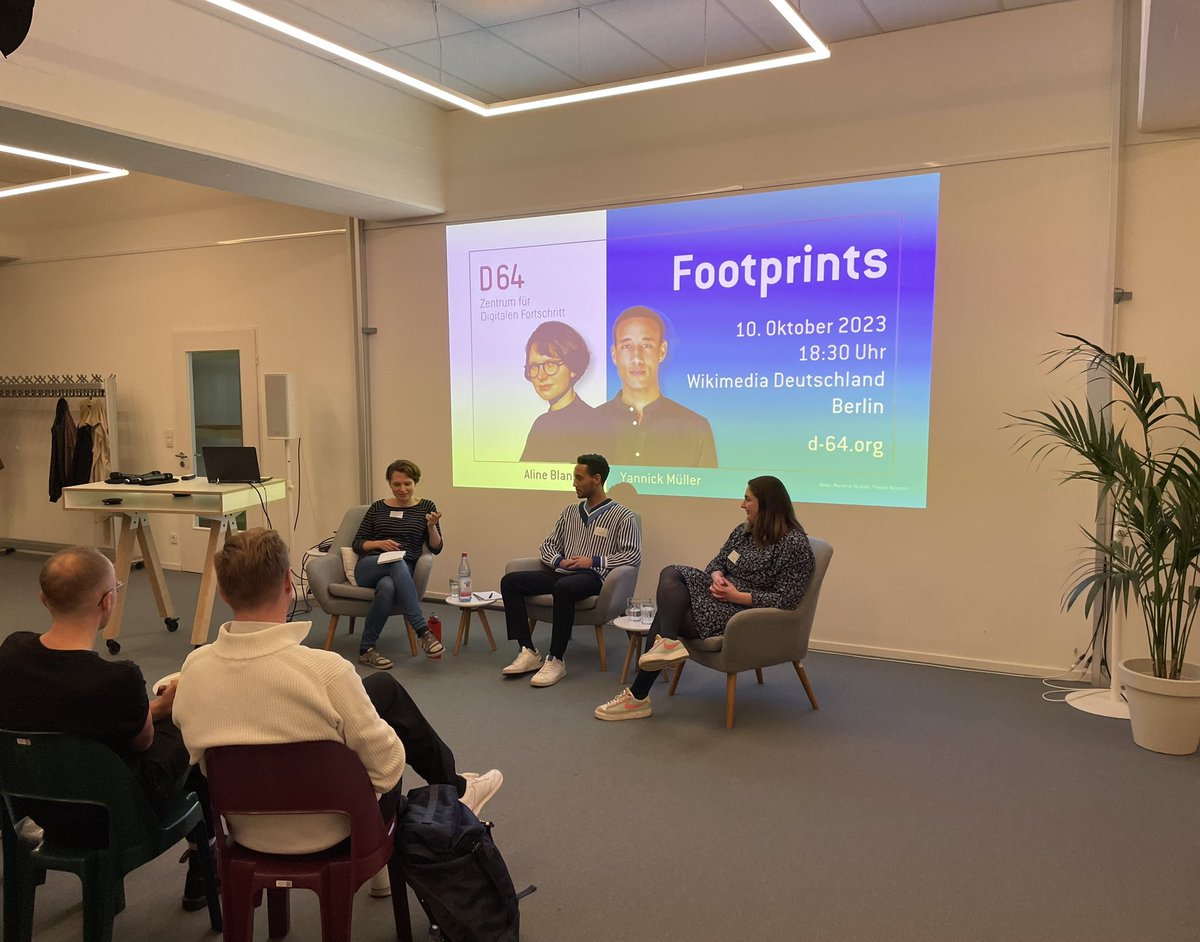 Heute Abend findet im Rahmen von Footprints ein interessanter Austausch mit @YannickAntonioM (CityLab Berlin) und Aline Blankertz (@WikimediaDE) statt. Thema ist die Realisierung von gemeinwohlorientierter Digitalpolitik. Moderation: @fraeuleinlob.
 #d64footprints #digitalpolitik